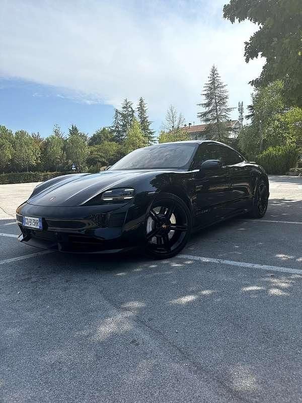 Usata Porsche Taycan 4S Performance Package 345 kW (470 CV) 2021 Nero Berlina