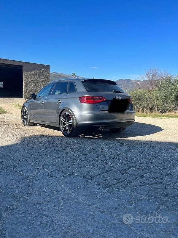 Usata Audi A3 S-Line 105 CV (77 kW) 2015 Grigio Berlina