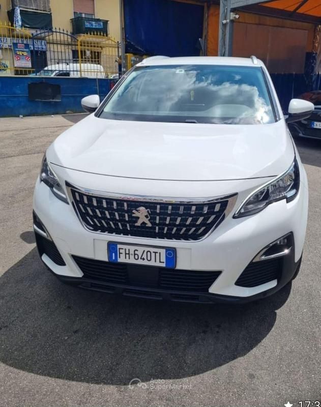 Usata Peugeot 3008 120 CV (88 kW) 2017 SUV