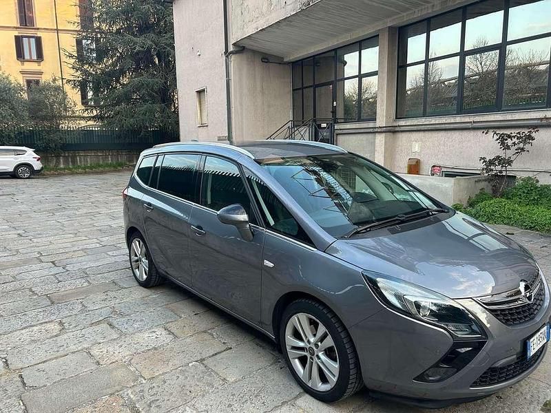 Usata Opel Zafira Tourer Cosmo 136 CV (100 kW) 2016 Grigio Monovolume