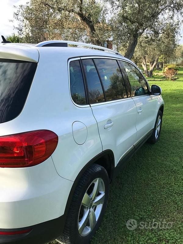 Usata VW Tiguan 140 CV (102 kW) 2011 Bianco SUV