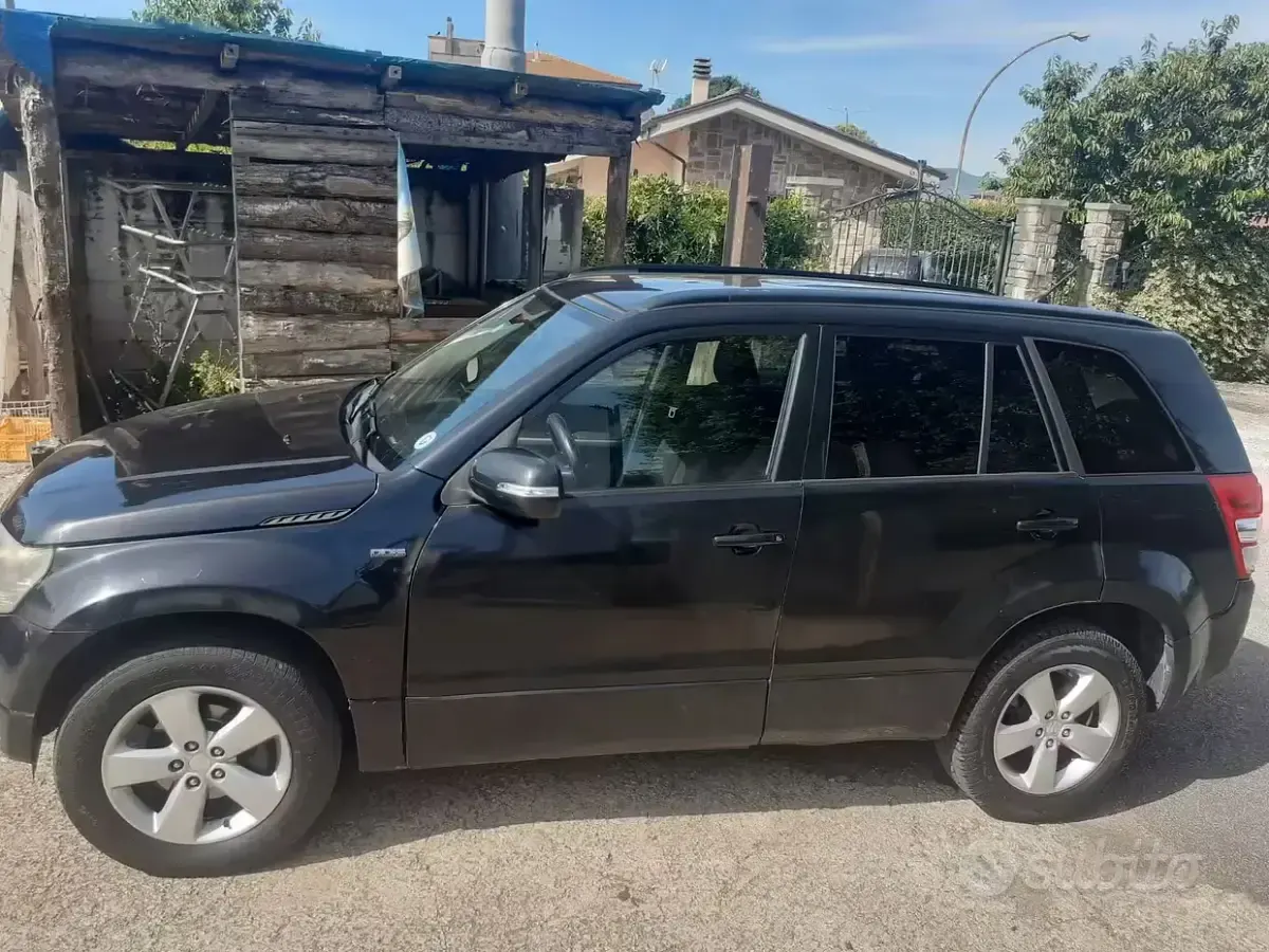 Usata Suzuki Grand Vitara 129 CV (94 kW) 2009 Nero SUV