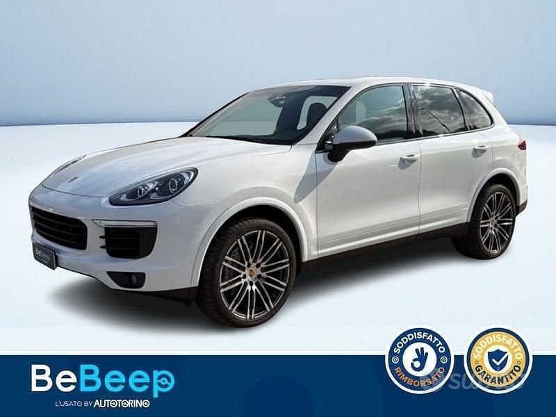 Usata Porsche Cayenne Platinum Edition 250 CV (183 kW) 2017 Bianco pastello SUV