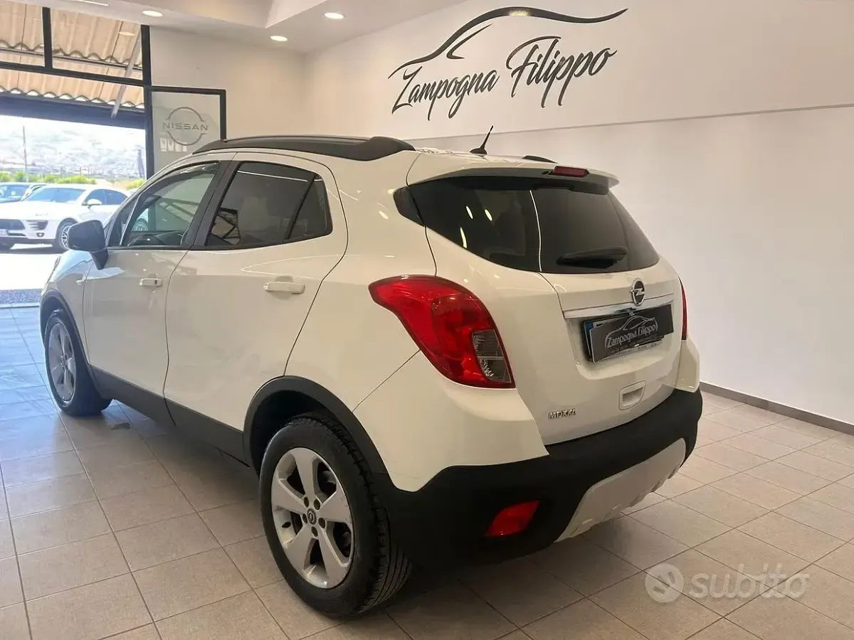 Usata Opel Mokka 140 CV (102 kW) 2016 Bianco SUV