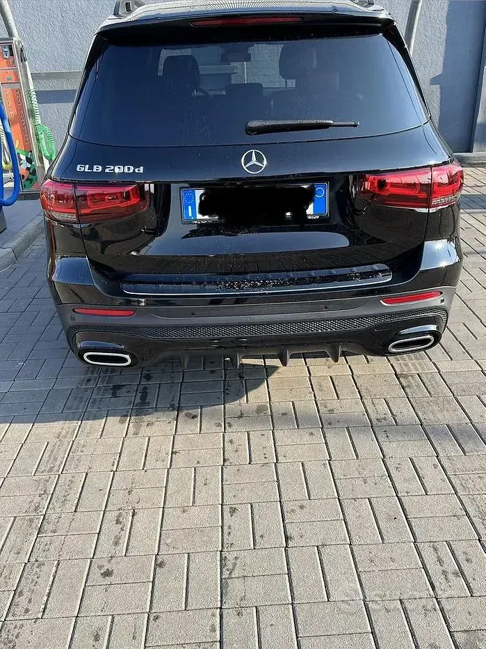 Usata Mercedes GLB200 AMG 150 CV (110 kW) 2021 Nero SUV