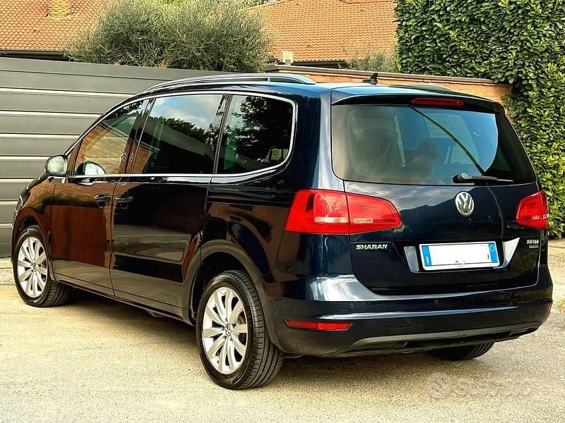 Usata VW Sharan 140 CV (102 kW) 2014 Blu Monovolume