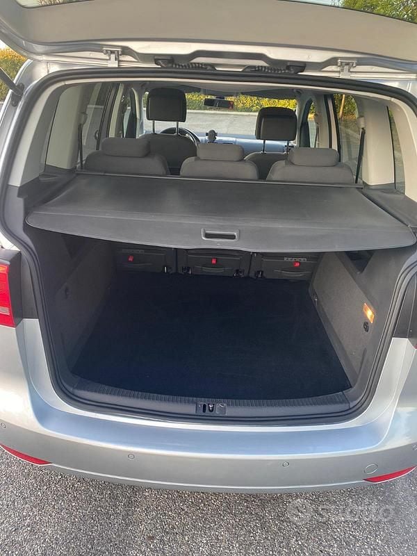 Usata VW Touran 102 CV (75 kW) 2013 Grigio Monovolume