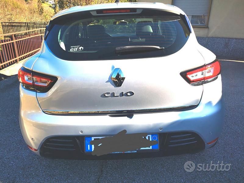 Usata Renault Clio IV Intens 90 CV (66 kW) 2019 Grigio Berlina