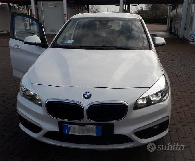 Usata BMW 216 Active Tourer 116 CV (85 kW) 2015 Bianco Monovolume