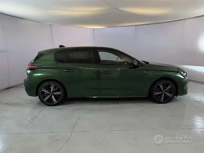 Usata Peugeot 308 GT 131 CV (96 kW) 2022 Verde Berlina