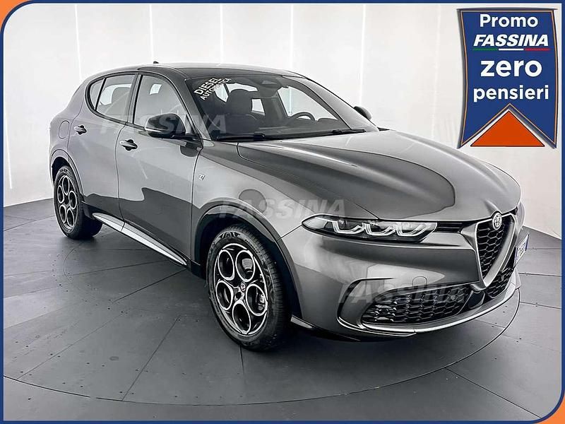 Grigio Usata 2023 Alfa Romeo Tonale Ti SUV | 27.800 € (Buon prezzo) - Immagine 1/4