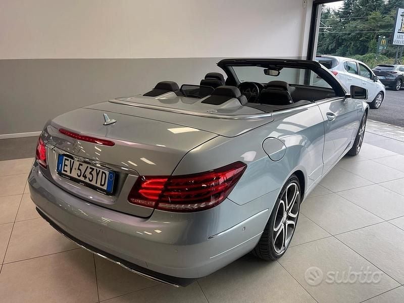 Usata Mercedes E200 Executive 184 CV (135 kW) 2014 Grigio Cabrio