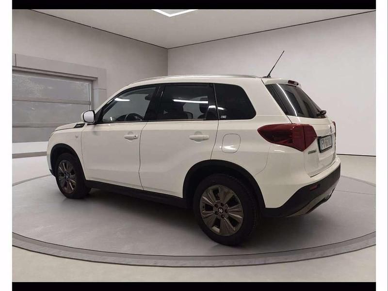 Usata Suzuki Vitara 111 CV (81 kW) 2019 Bianco frozen SUV