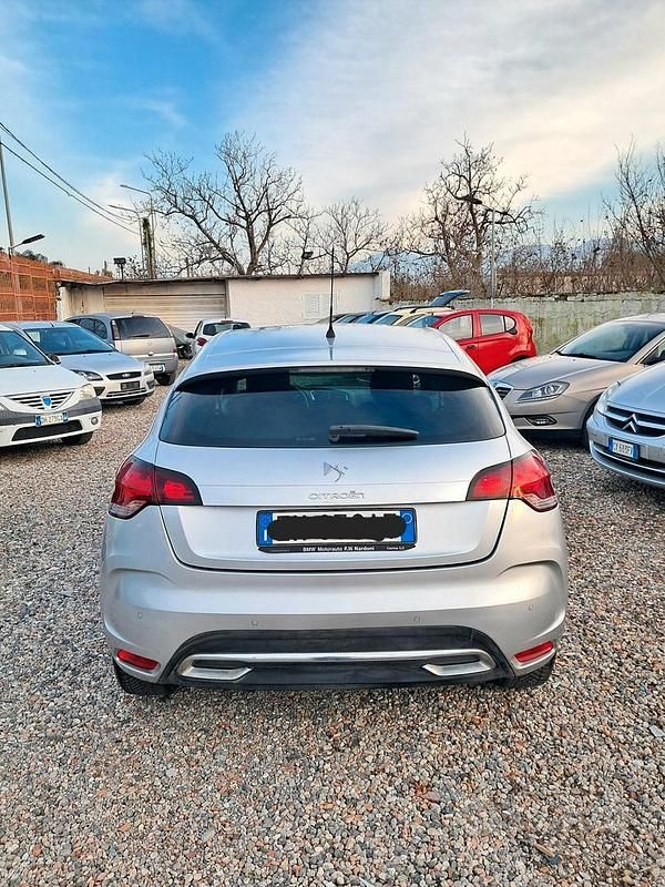 Usata DS Automobiles DS4 Business 111 CV (81 kW) 2012 Grigio Berlina