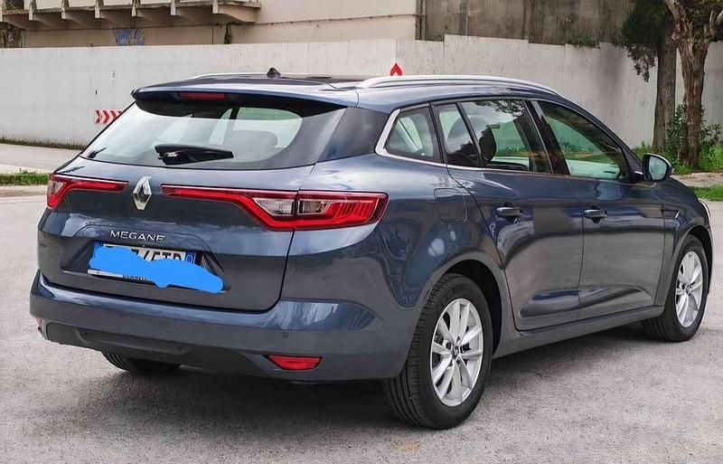 Usata Renault Mégane GrandTour Bose Edition 110 CV (80 kW) 2016 Grigio Station wagon