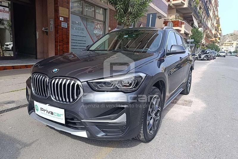 Grigio Usata 2021 BMW X1 xLine SUV | 25.000 € (Buon prezzo) - Immagine 1/4