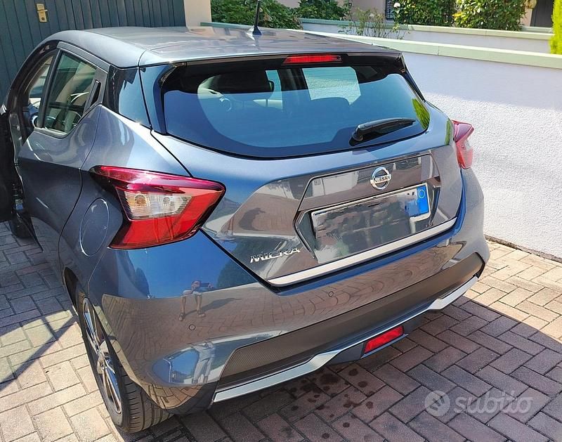 Usata Nissan Micra 71 CV (52 kW) 2023 Grigio Utilitaria