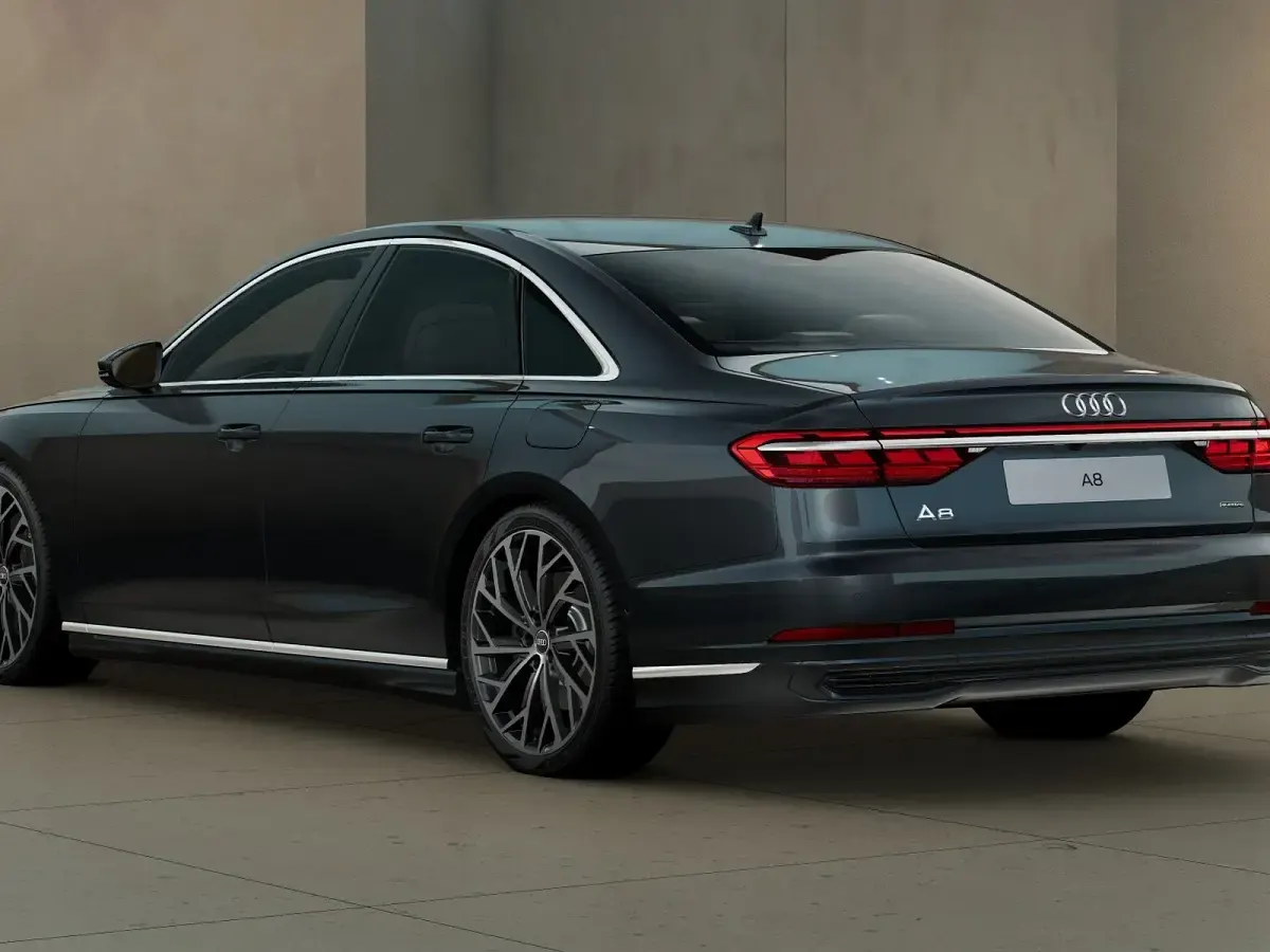 Nuova Audi A8 Comfort 462 CV (339 kW) 2025 Grigio Berlina