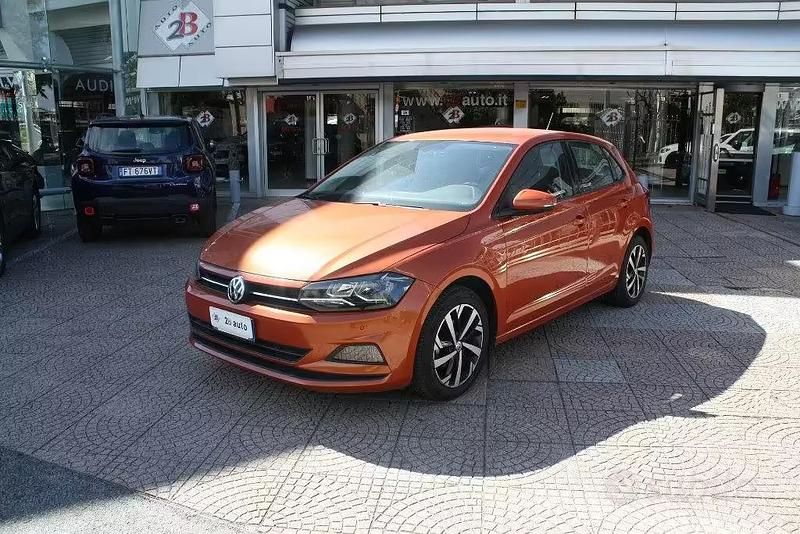 Usata VW Polo Comfortline 65 CV (47 kW) 2019 Arancione Utilitaria