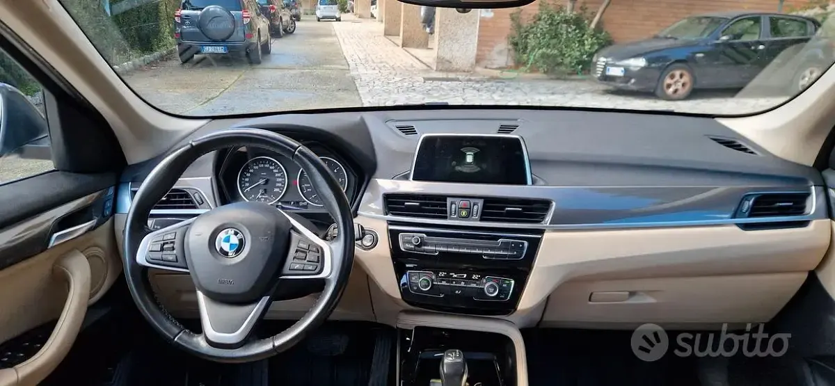 Usata BMW X1 xLine 150 CV (110 kW) 2018 Grigio SUV