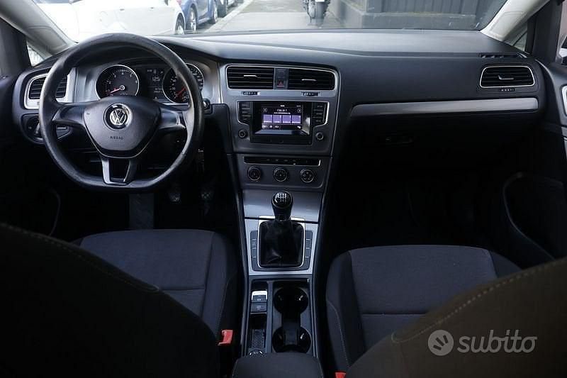 Usata VW Golf VII Highline 110 CV (80 kW) 2015 Grigio Berlina