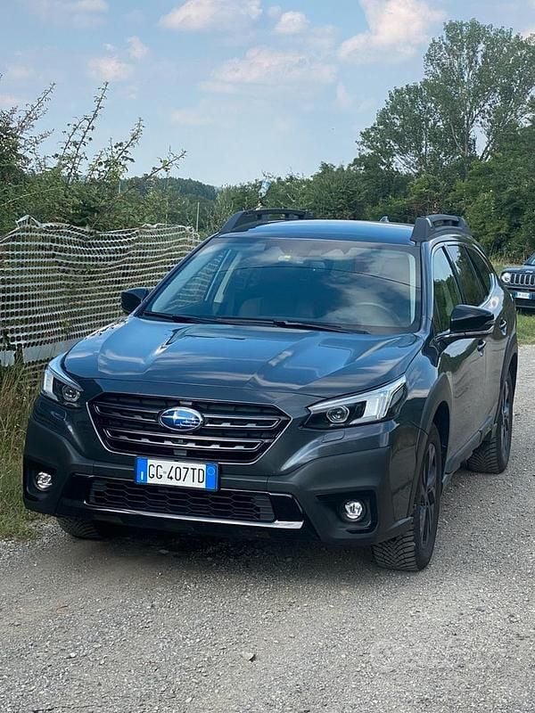 Grigio Usata 2022 Subaru Outback Station wagon | 17.500 € - Immagine 1/2