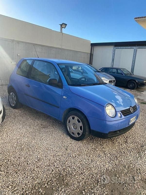 Usata VW Lupo 50 CV (36 kW) 2000 Blu Utilitaria