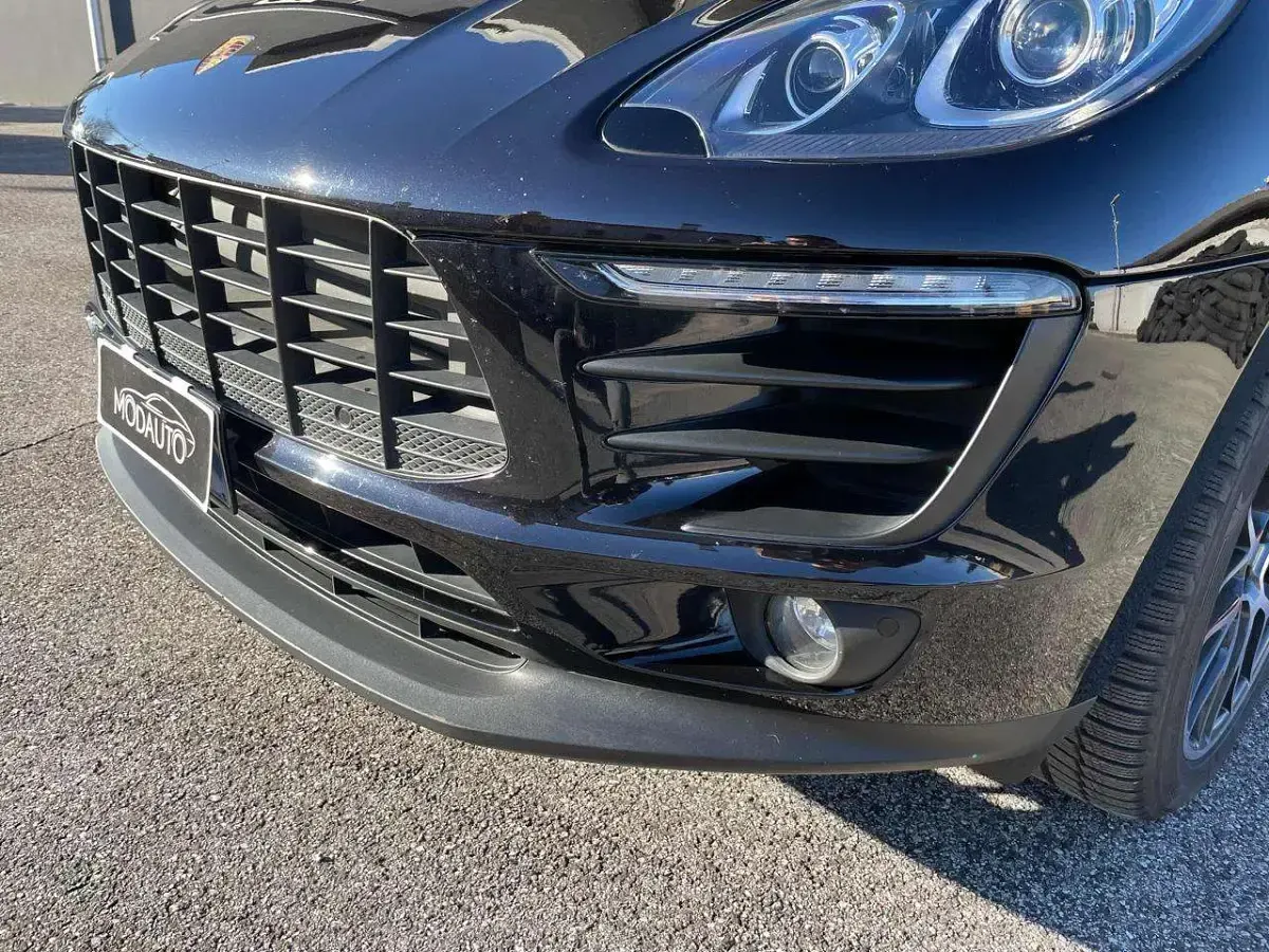 Usata Porsche Macan 252 CV (185 kW) 2018 Nero SUV