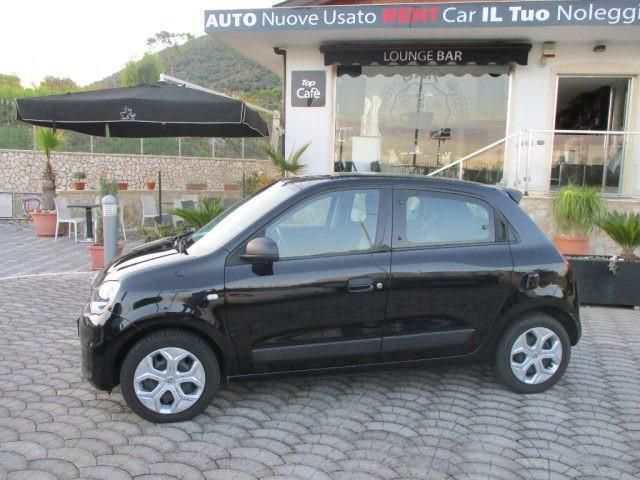 Usata Renault Twingo Intens 65 CV (47 kW) 2020 Nero metallizzato Utilitaria