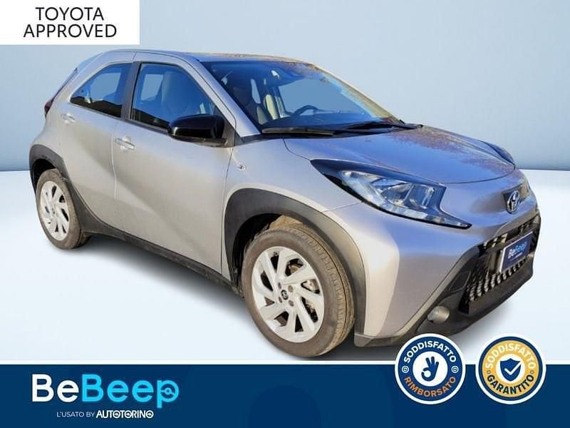 Usata Toyota Aygo X Active 72 CV (52 kW) 2022 Argento metallizzato SUV