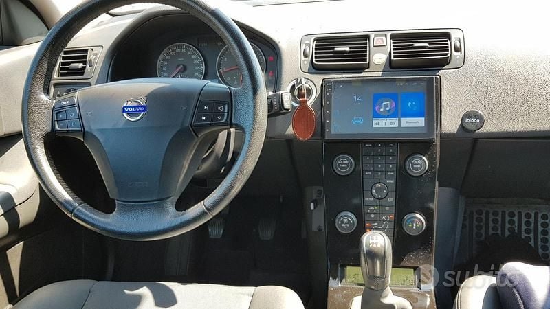 Usata Volvo C30 Kinetic 101 CV (74 kW) 2007 Marrone Utilitaria