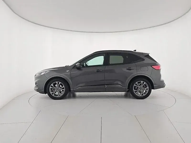 Usata Ford Kuga ST-Line 120 CV (88 kW) 2022 Grigio SUV