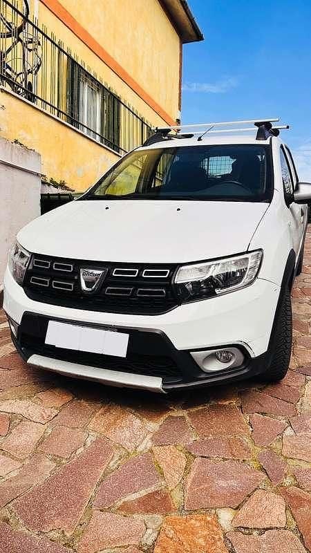 Usata Dacia Sandero Stepway 90 CV (66 kW) 2017 Bianco Berlina