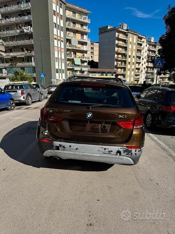 Usata BMW X1 177 CV (130 kW) 2009 Marrone SUV