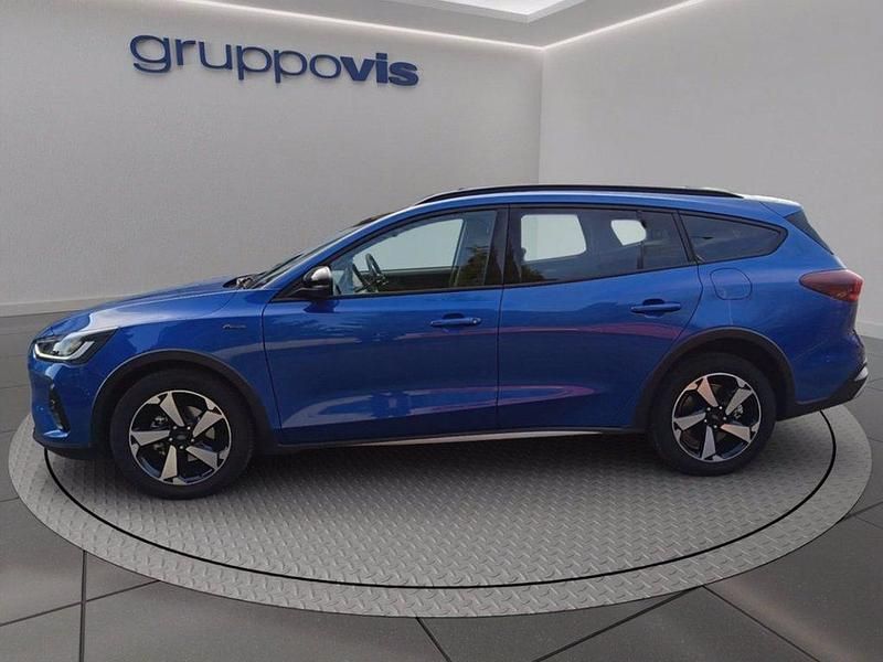 Usata Ford Focus Active X 125 CV (91 kW) 2023 Desert island blue Station wagon
