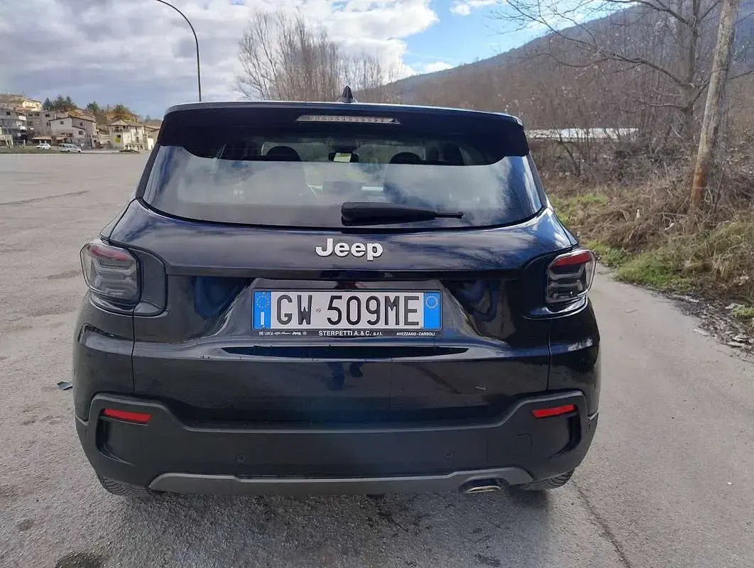 Usata Jeep Avenger Longitude 101 CV (74 kW) 2025 Nero SUV