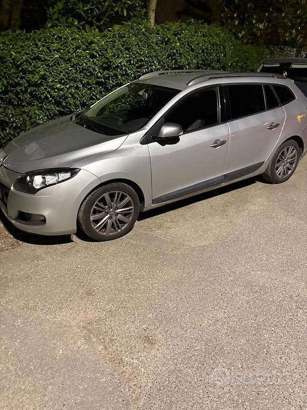 Usata Renault Clio GrandTour 110 CV (80 kW) 2010 Station wagon