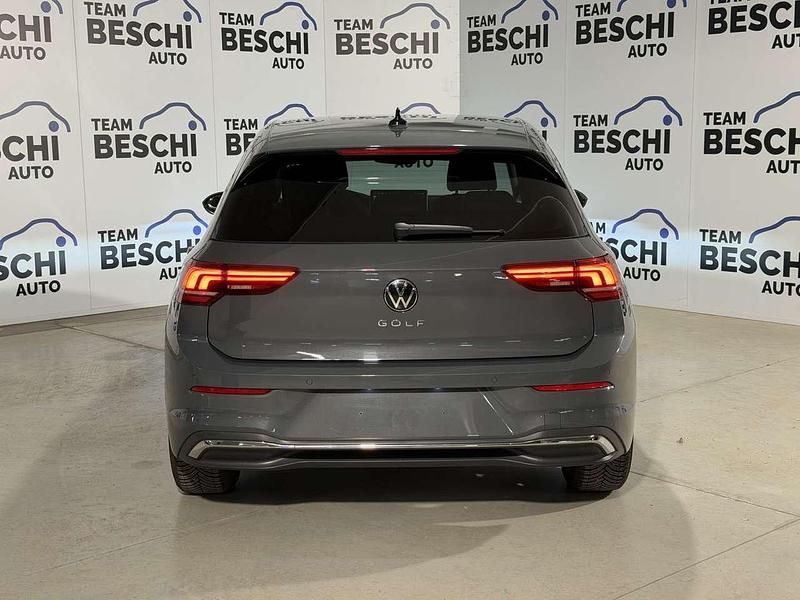 Usata VW Golf VIII Goal 116 CV (85 kW) 2025 Grigio Utilitaria