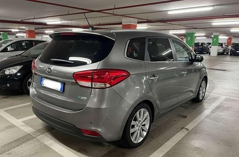 Usata Kia Carens 116 CV (85 kW) 2015 Monovolume