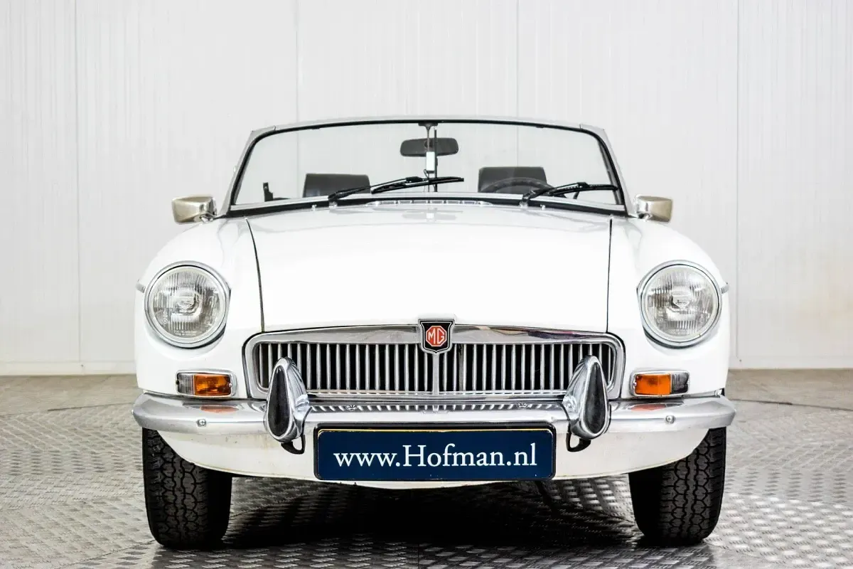 Usata MG B 97 CV (71 kW) 1973 Bianco Cabrio