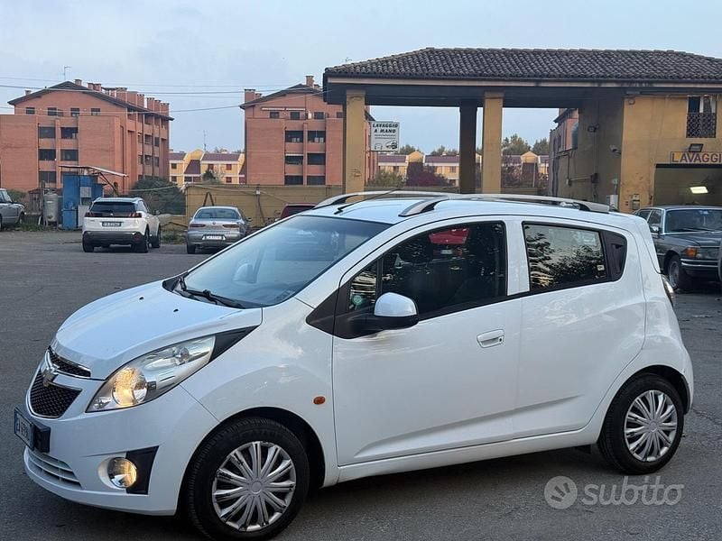 Usata Chevrolet Spark LS 68 CV (50 kW) 2010 Bianco Utilitaria