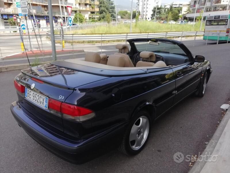Usata Saab 9-3 Cabriolet 131 CV (96 kW) 1998 Blu Cabrio