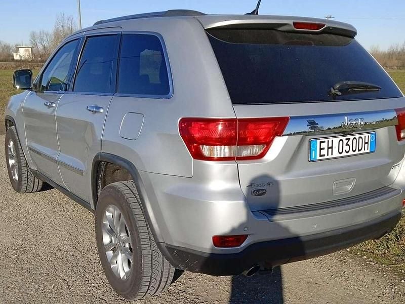 Usata Jeep Grand Cherokee Overland 241 CV (177 kW) 2011 SUV