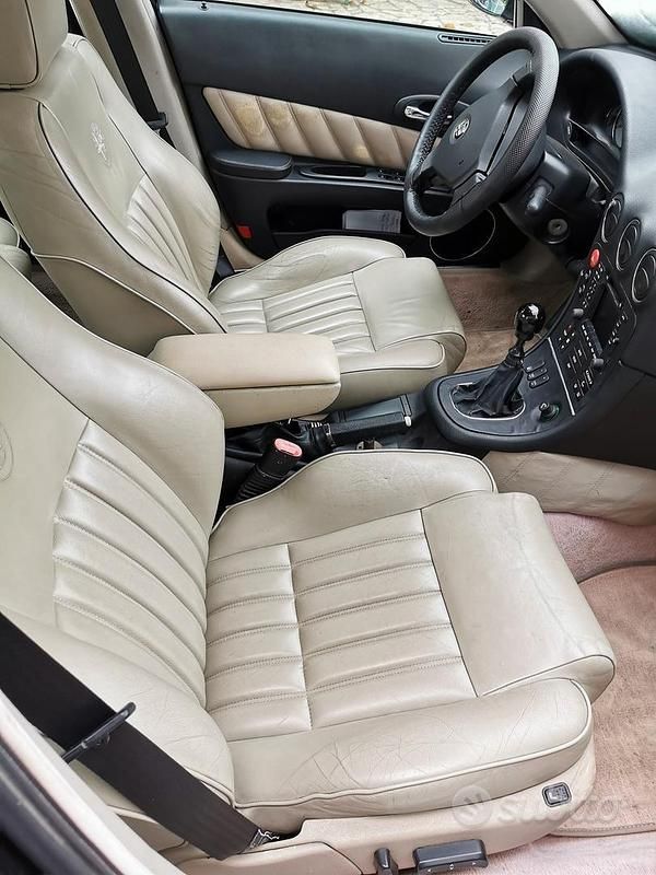 Usata Alfa Romeo 166 1999 Nero Berlina