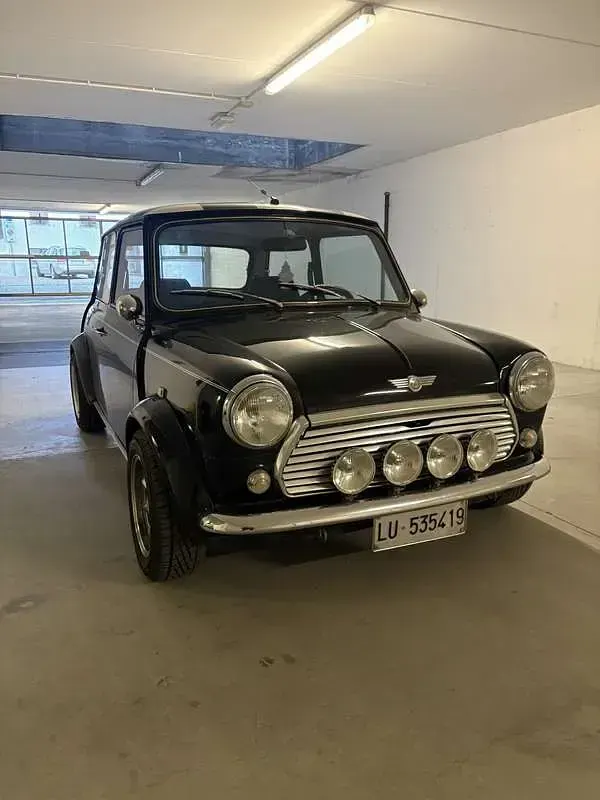 Usata Mini Cooper 80 CV (58 kW) 1990 Nero Utilitaria