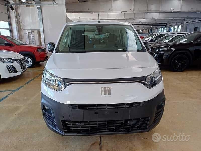 Usata Fiat e-Doblò 100 kW (136 CV) 2023 Bianco Monovolume