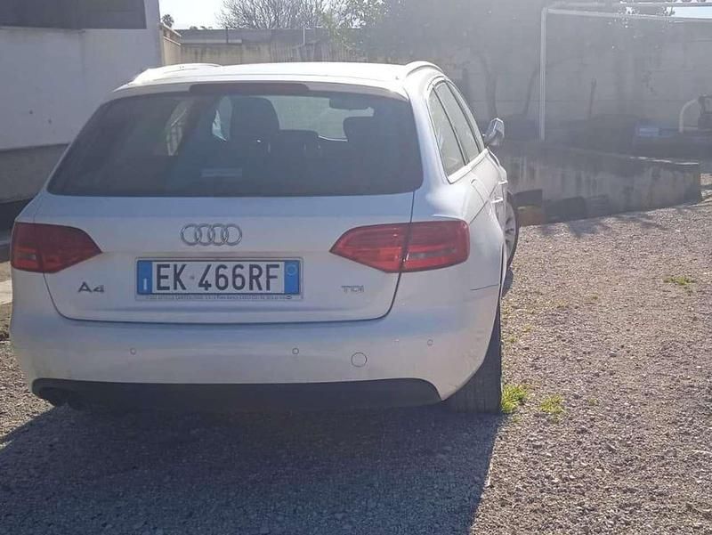 Usata Audi A4 Advanced 143 CV (105 kW) 2012 Bianco Station wagon