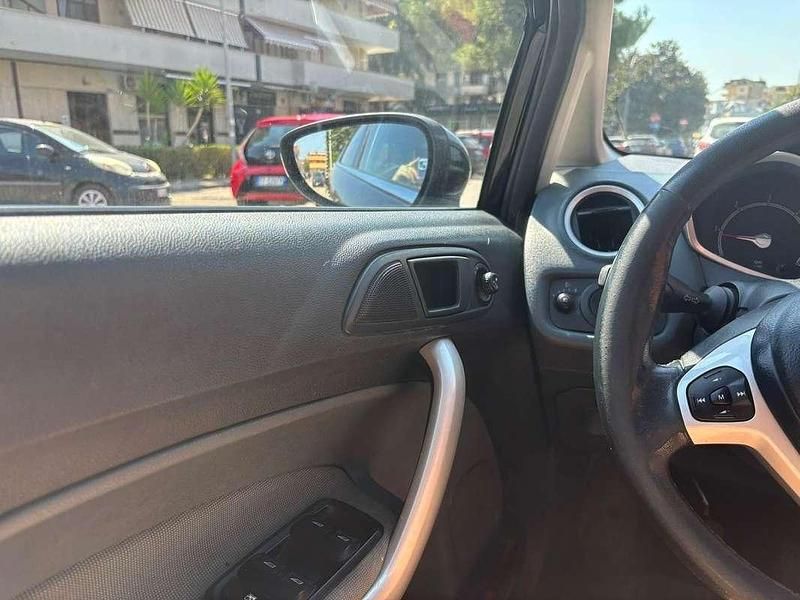 Usata Ford Fiesta 75 CV (55 kW) 2009 Utilitaria