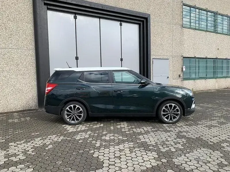 Usata SsangYong XLV 116 CV (85 kW) 2019 Verde SUV