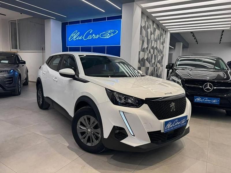 Usata Peugeot 2008 Allure 100 CV (73 kW) 2021 Bianco SUV
